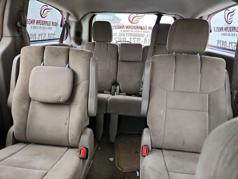 2011 Chrysler Town & Country Touring