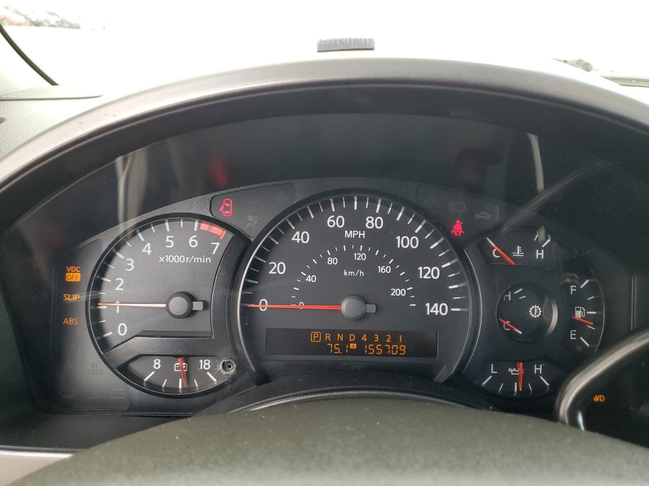 2004 Nissan Titan XE