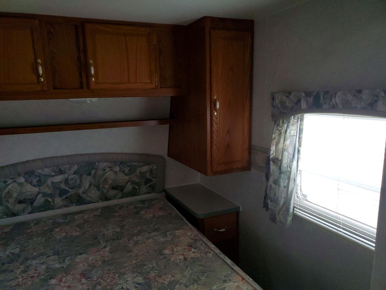 2000 Fleetwood Wilderness Camper