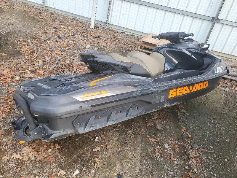 2022 Sea Doo GTX 170 JET SKI