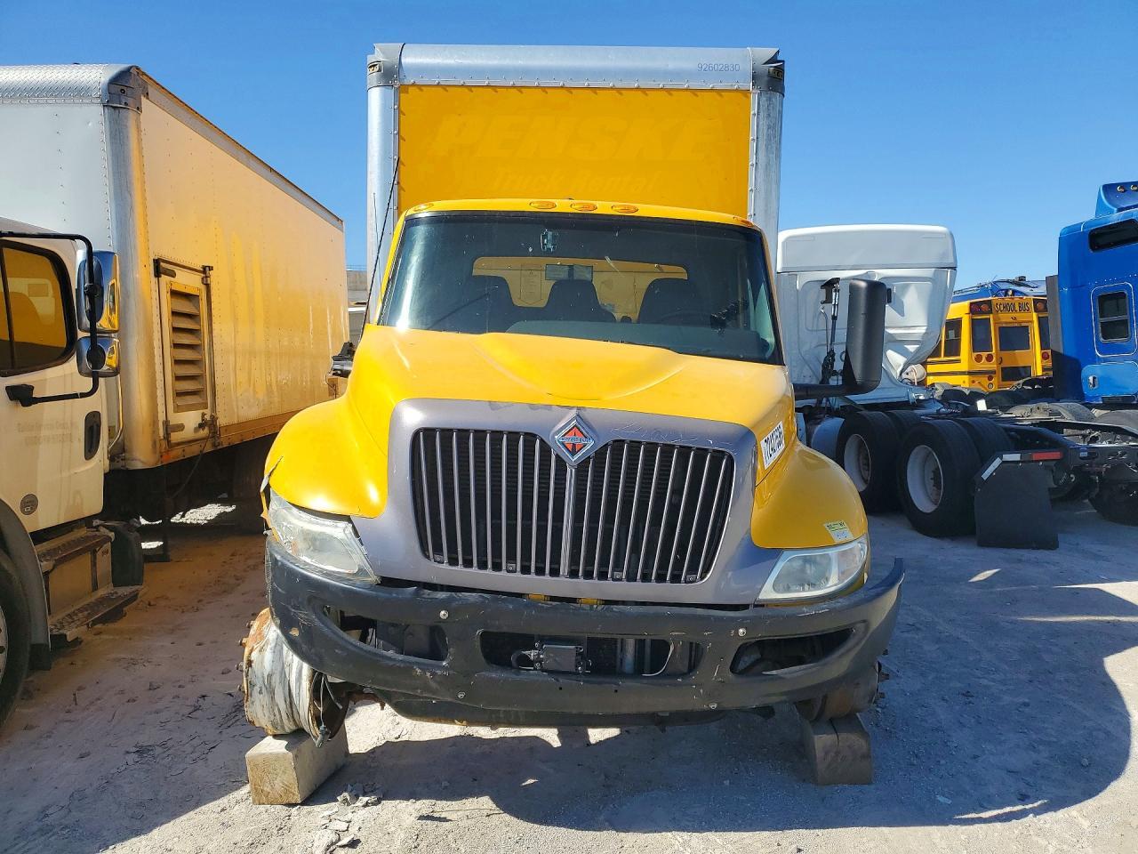 2022 International MV607 BOX Truck