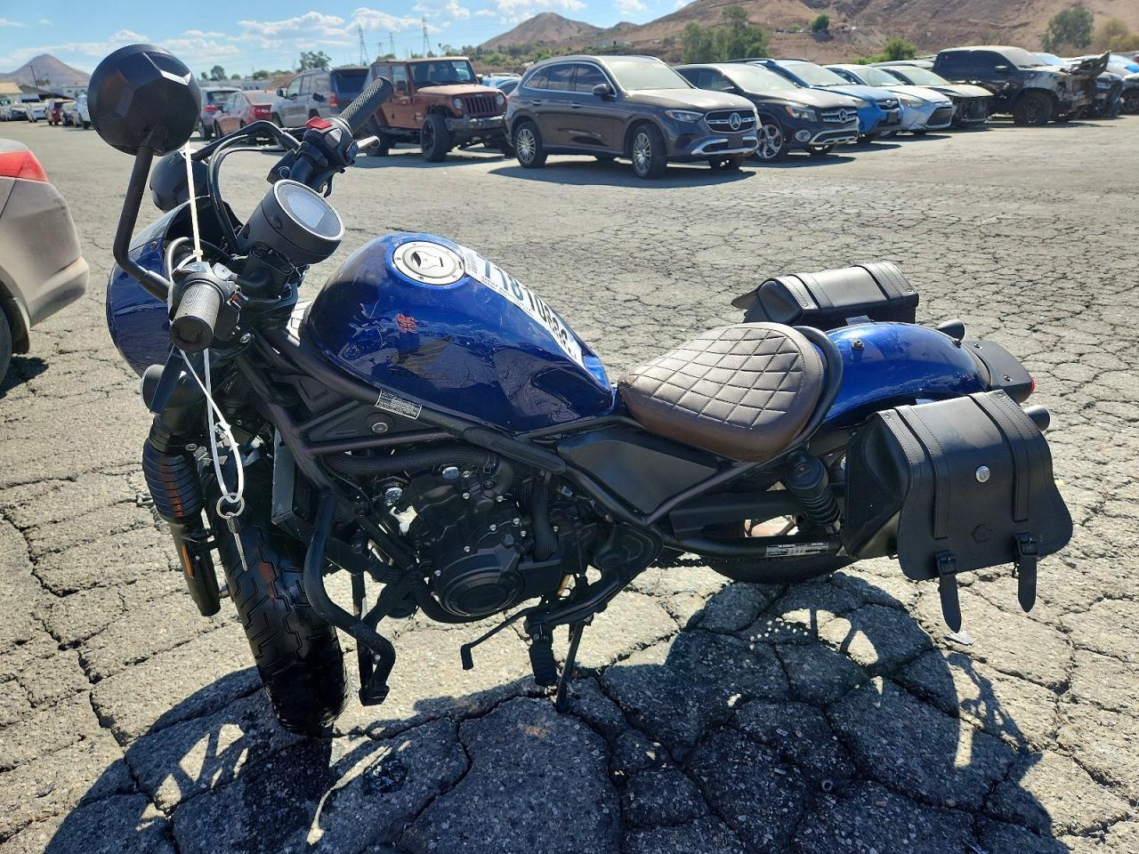 2025 Honda CMX500 A2