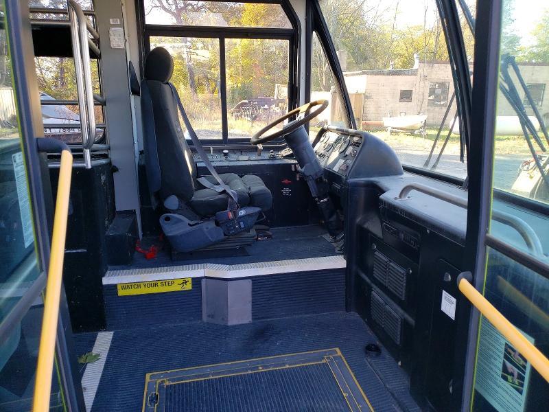 2011 El Dorado E-Z Rider II Low Floor Max
