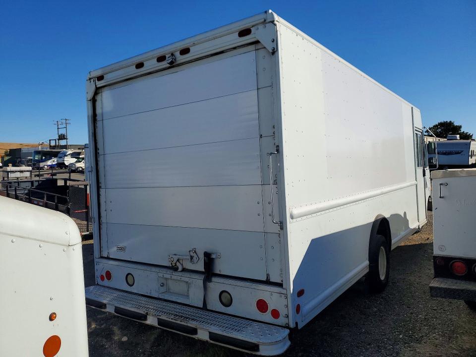 2010 Ford E450 Delivery Truck