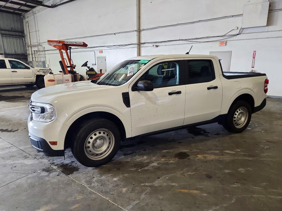 2022 Ford Maverick XL