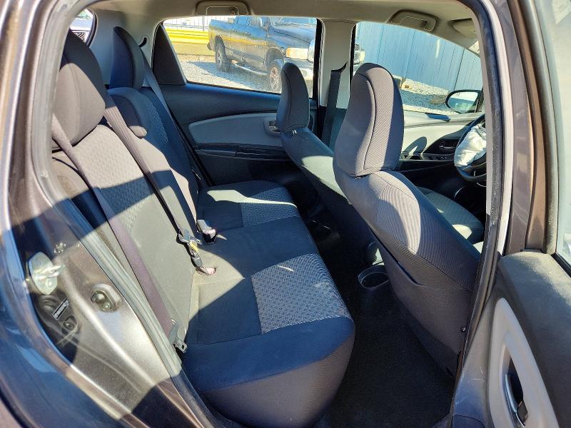 2015 Toyota Yaris 5-DOOR LE