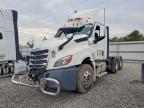 2020 Freightliner Cascadia 1-Semi Truck