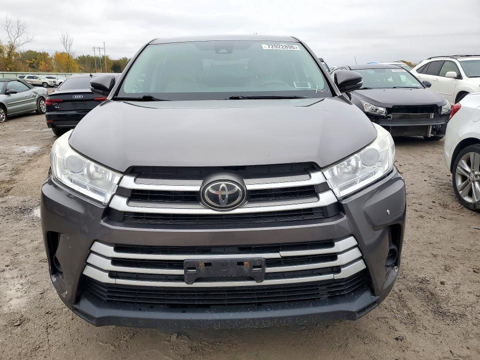 2017 Toyota Highlander LE