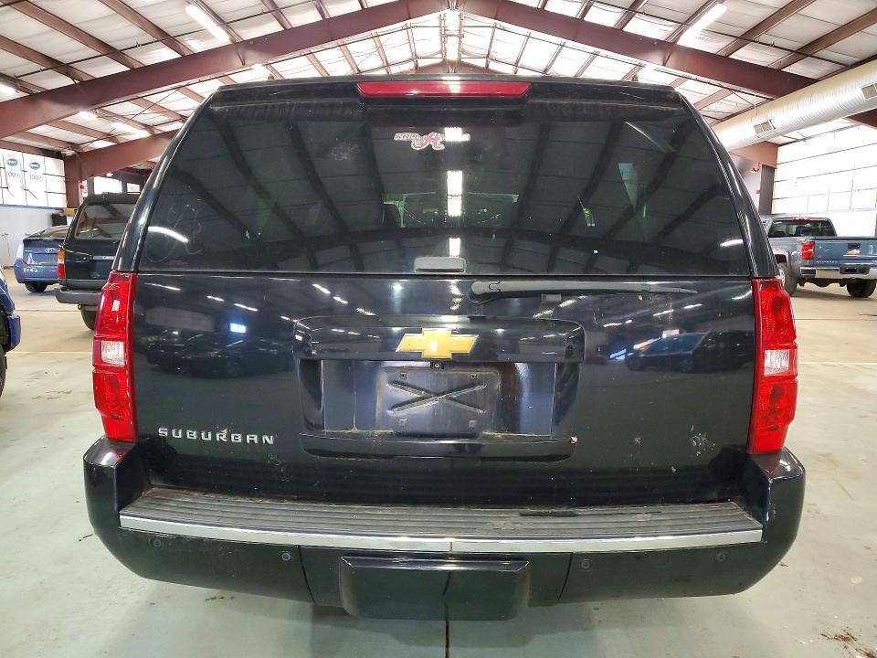2014 Chevrolet Suburban K1500 LTZ