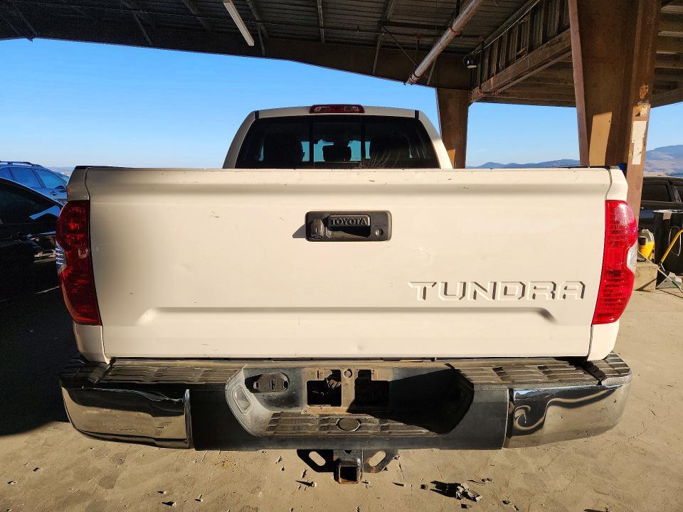 2018 Toyota Tundra SR5