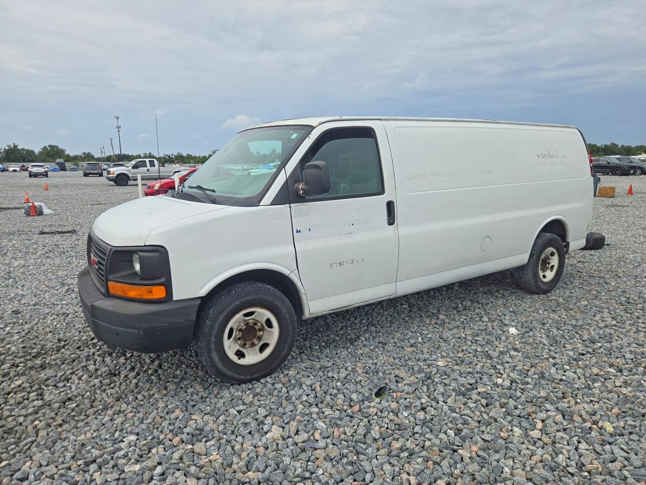 2011 GMC Savana G2500