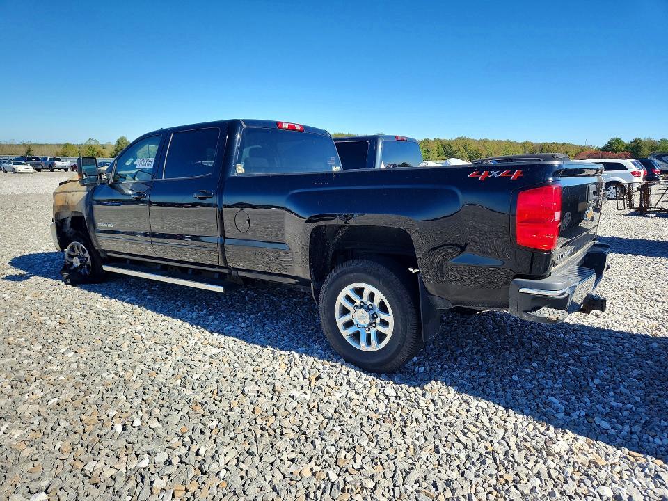 2018 Chevrolet Silverado K3500 LT