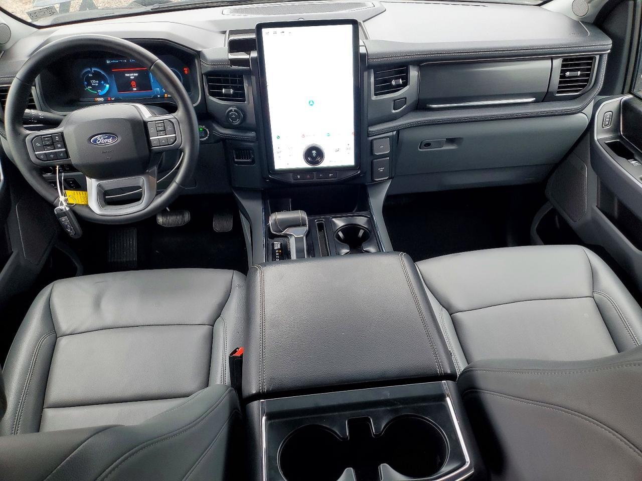 2025 Ford F150 Lightning XLT
