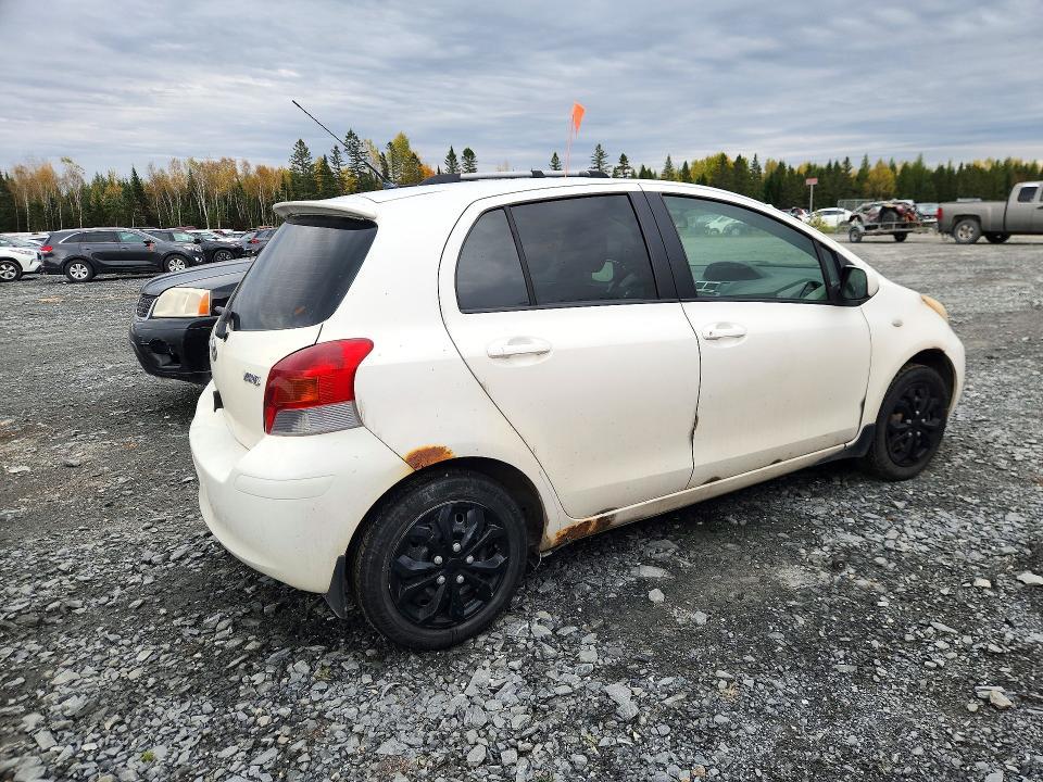 2010 Toyota Yaris Base