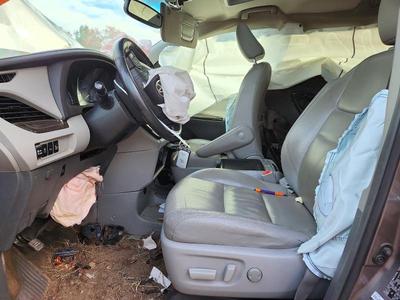 2015 Toyota Sienna XLE 7-PASSENGER