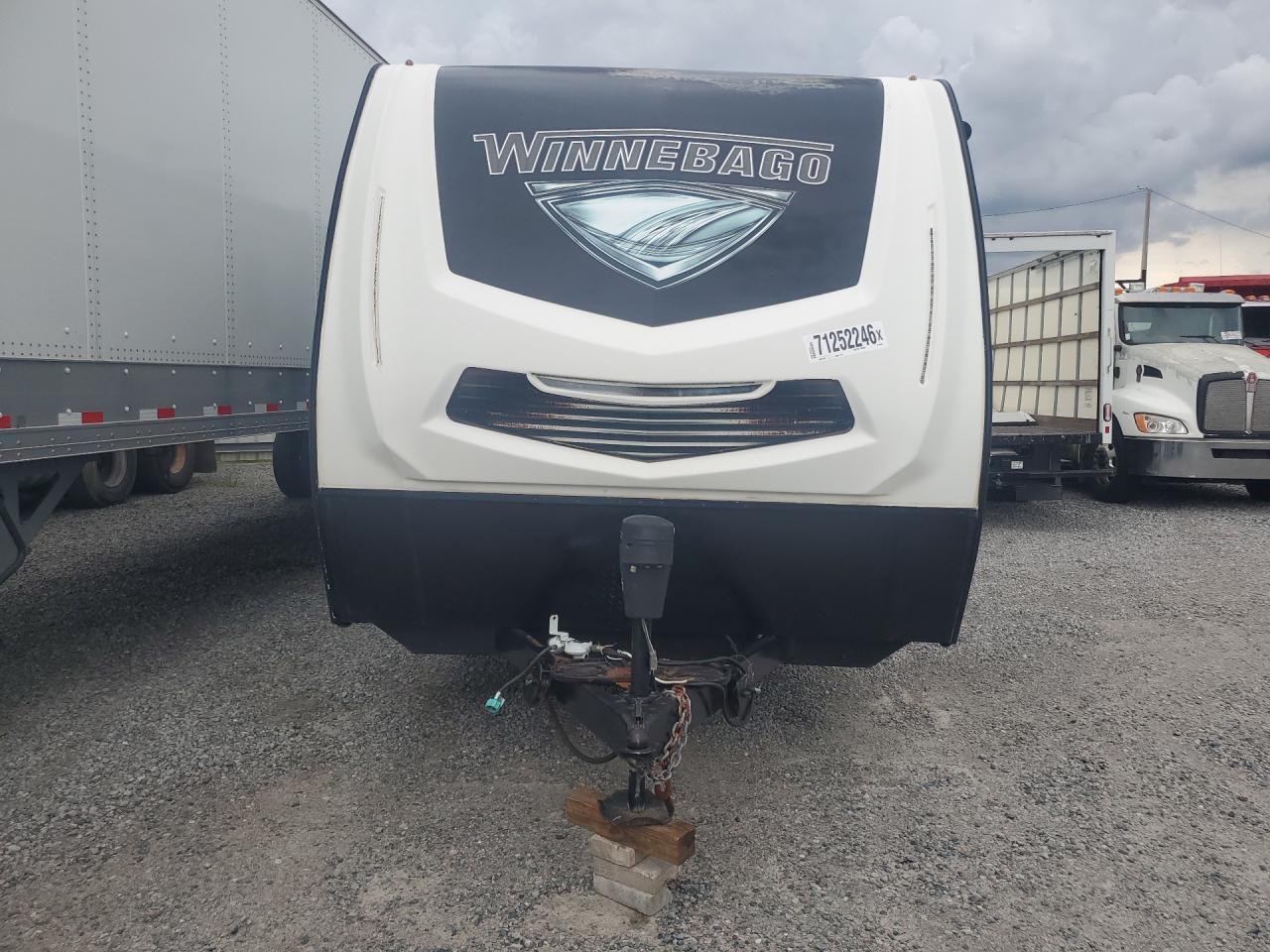 2020 Winnebago Minnie Camper