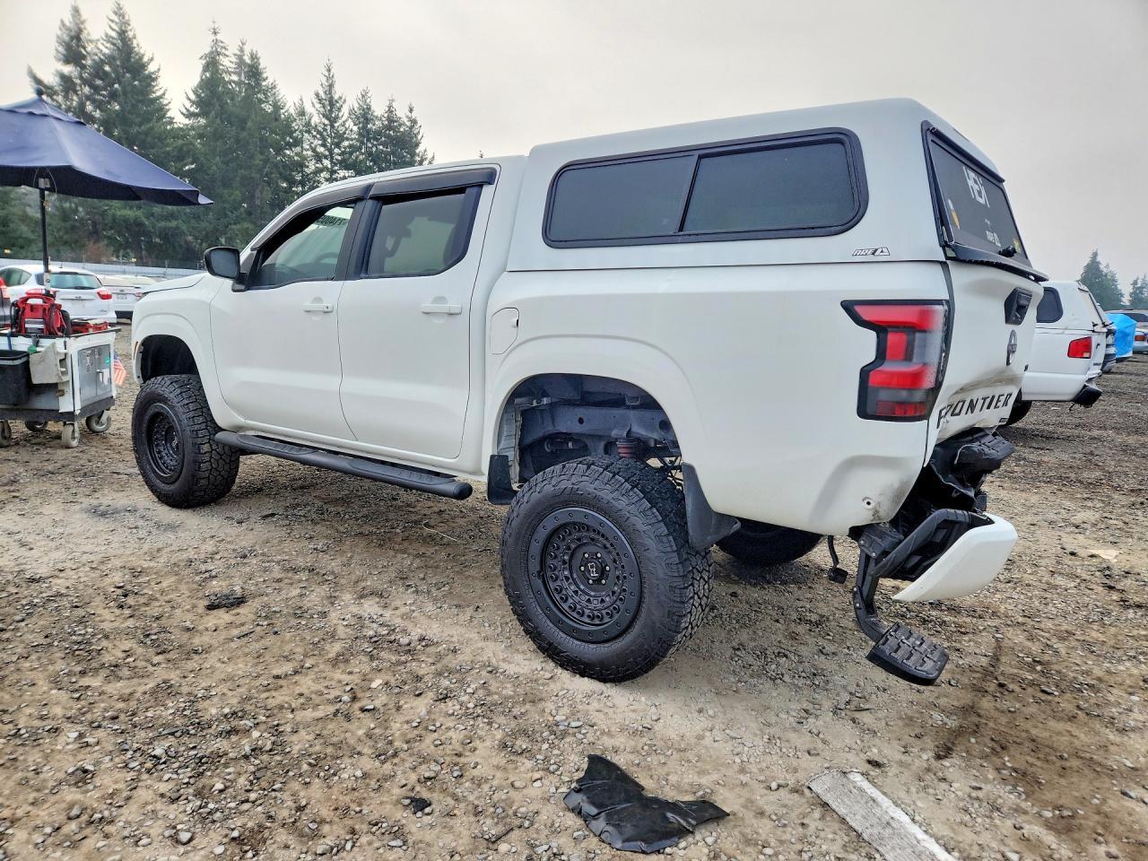 2023 Nissan Frontier SV