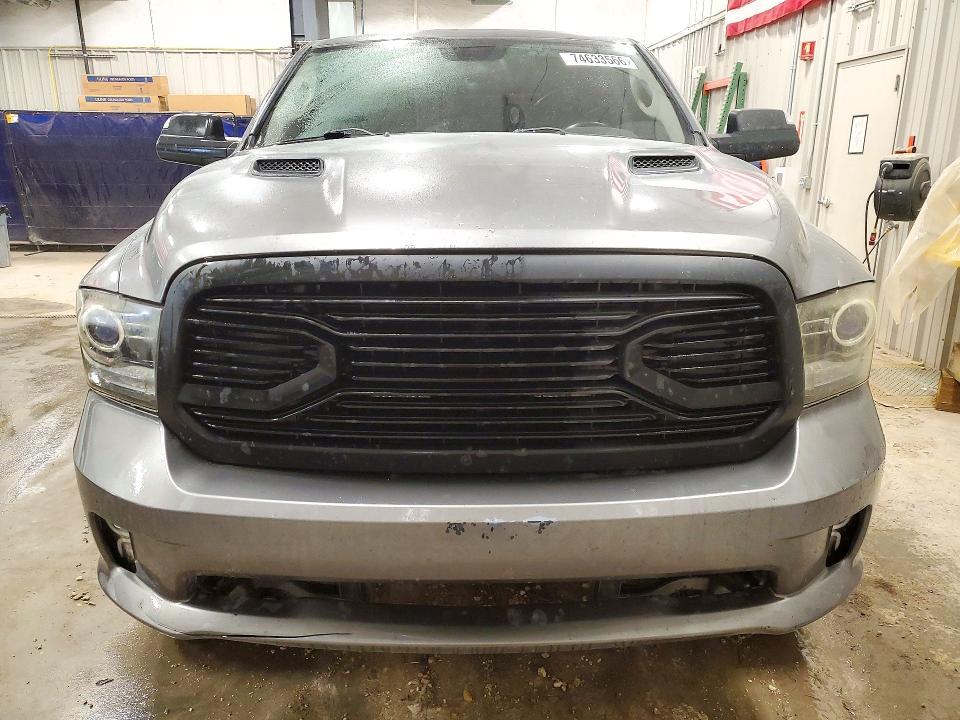 2013 Dodge RAM 1500 Sport