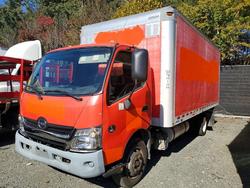 Salvage cars for sale from Copart Waldorf, MD: 2017 Hino 195 BOX Truck