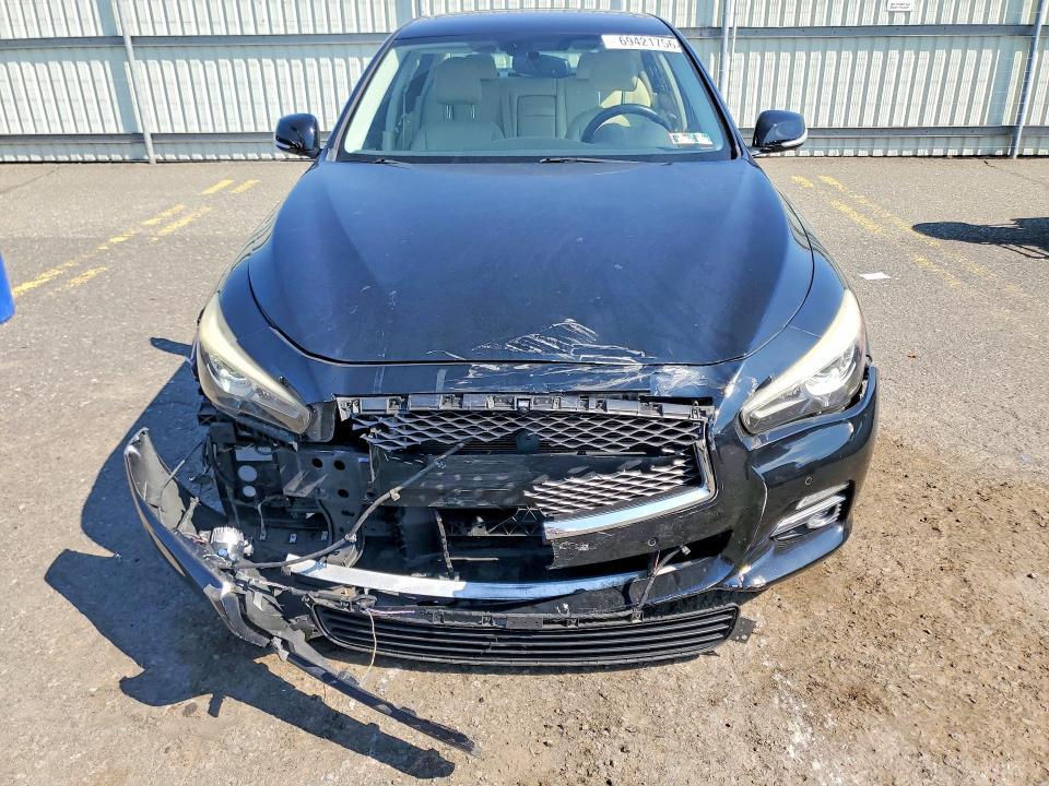 2015 Infiniti Q50 Premium