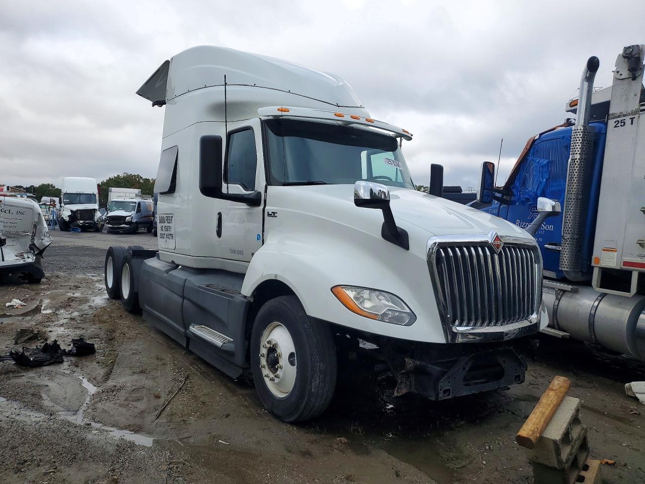 2019 International LT625 Semi Truck