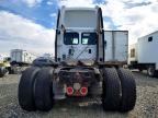 2015 Freightliner Cascadia Semi Truck