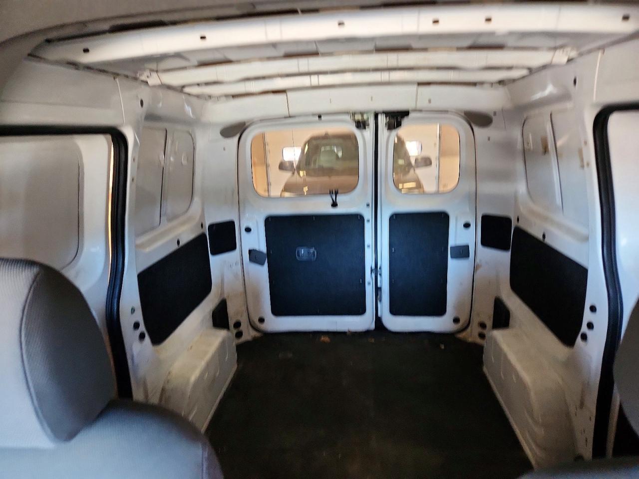 2015 Nissan NV200 Delivery Van