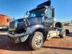 2002 Freightliner Columbia 120 Semi Truck
