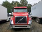 2011 Volvo VNL Semi Truck