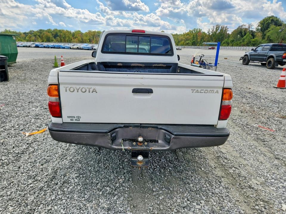 2003 Toyota Tacoma Base