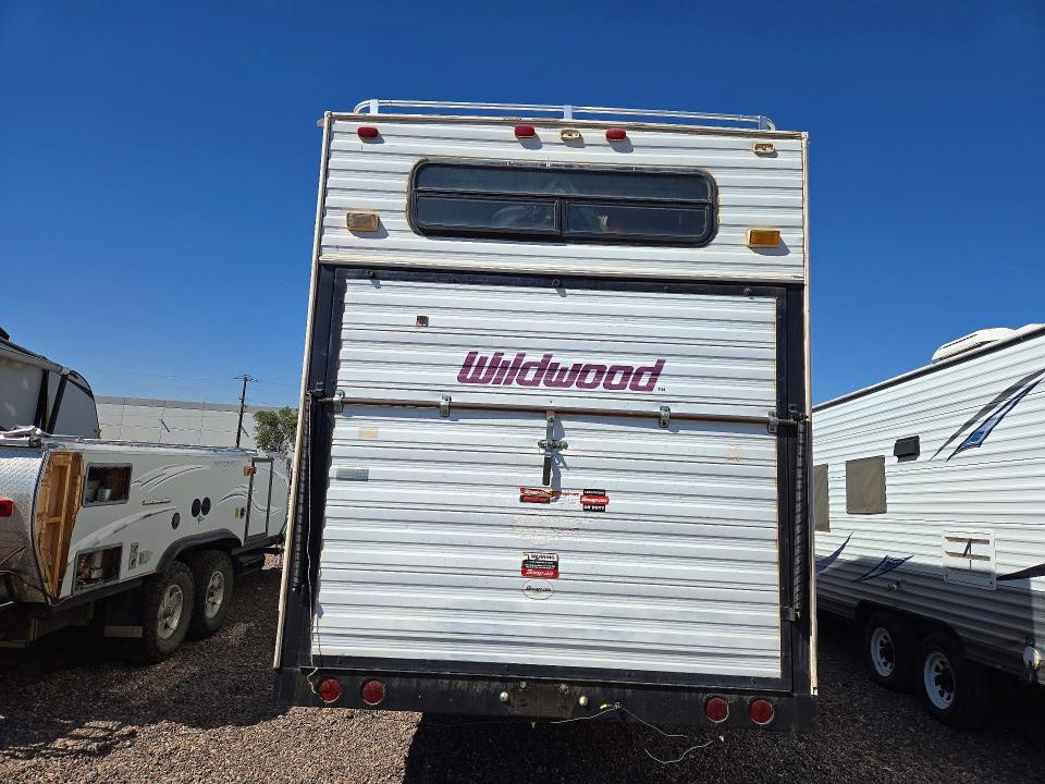 1999 Great Northern Wildwood 31 FT Trailer