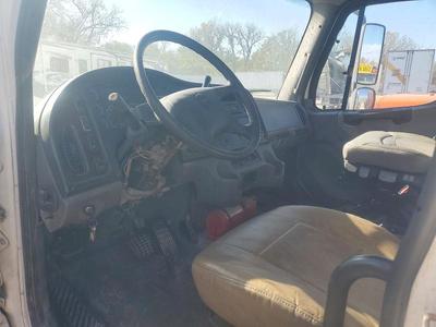 2007 Freightliner M2 106 Medium Duty