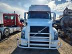 2013 Volvo VNL Semi Truck