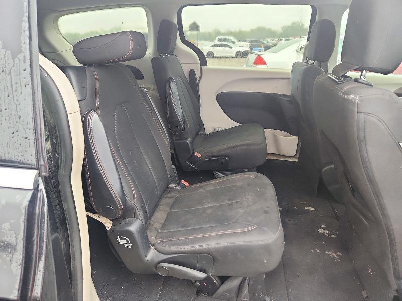 2017 Chrysler Pacifica LX