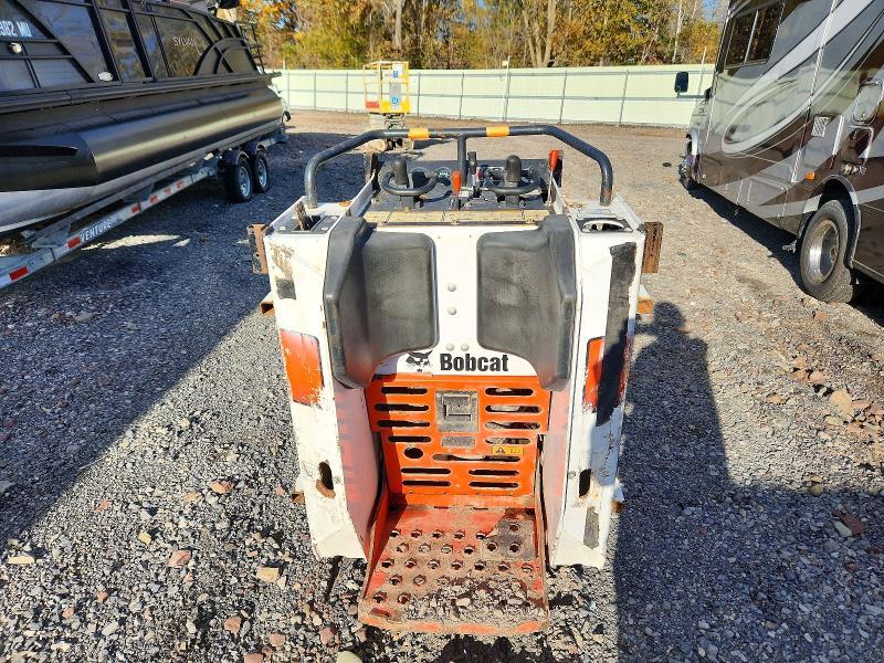 2020 Bobcat MT85 Compact Utility Loader