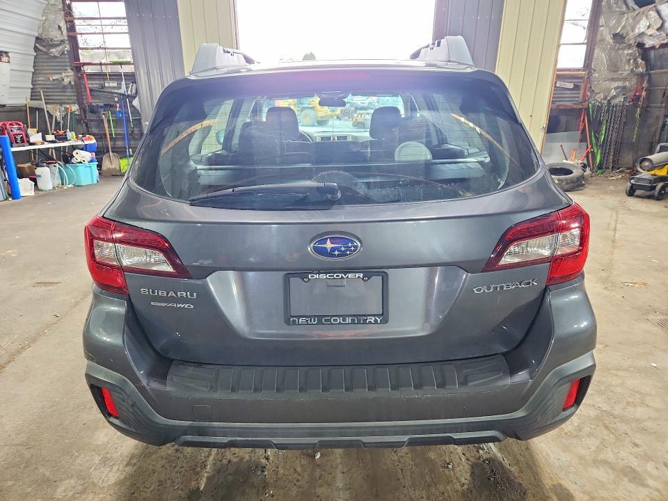 2018 Subaru Outback 2.5i