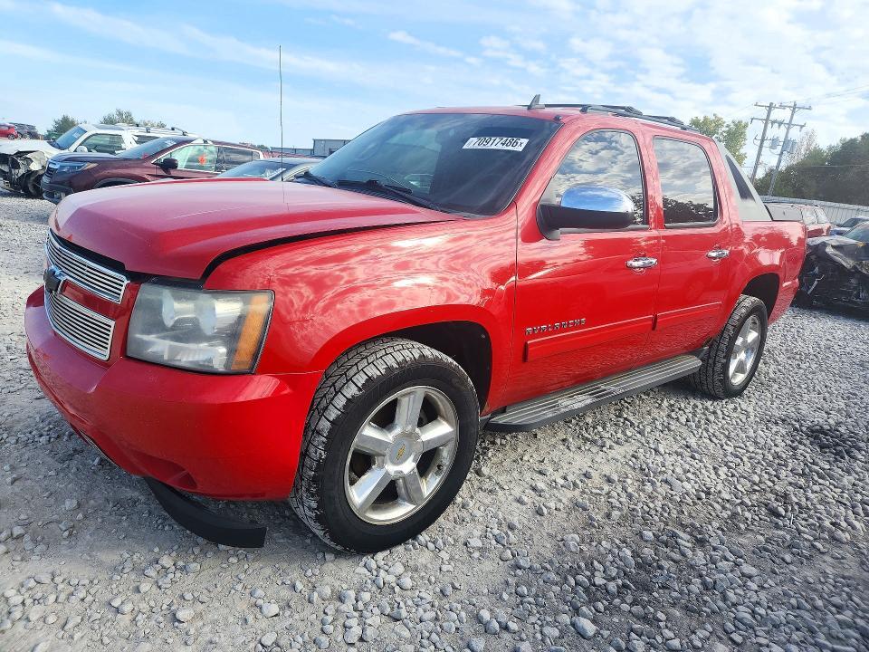 2011 Chevrolet Avalanche LS