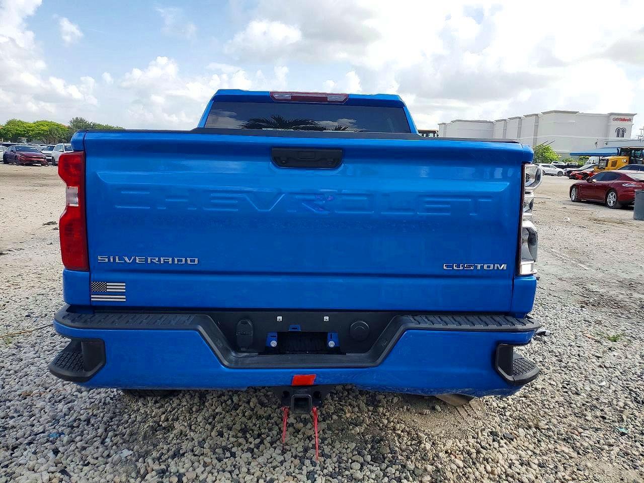 2025 Chevrolet Silverado C1500 Custom