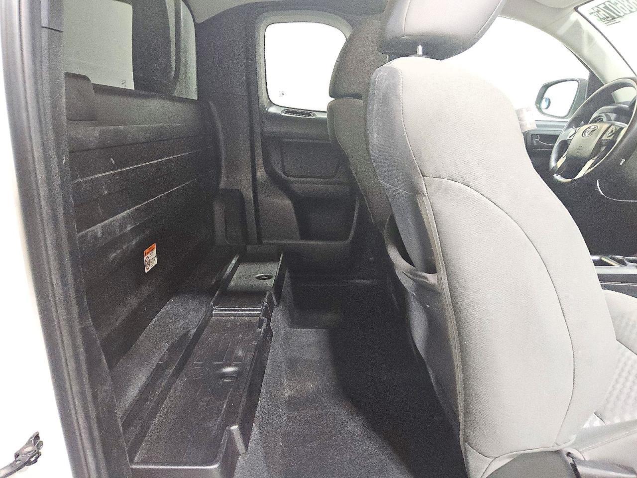 2022 Toyota Tacoma SR