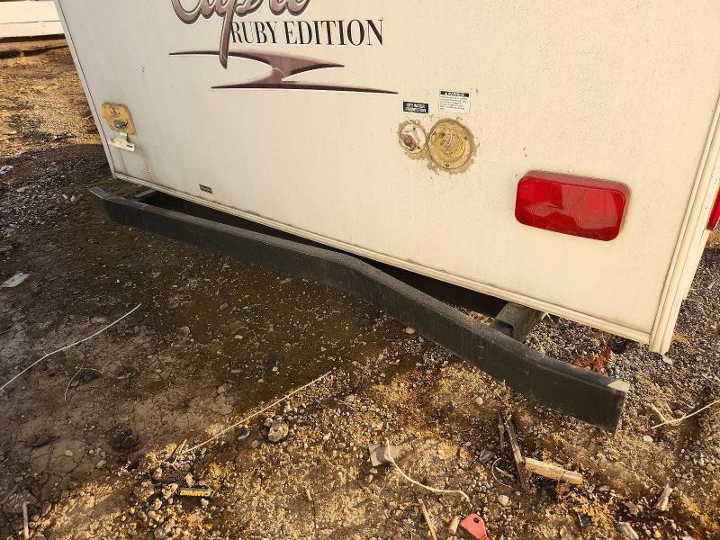 2005 Coachmen Trailers