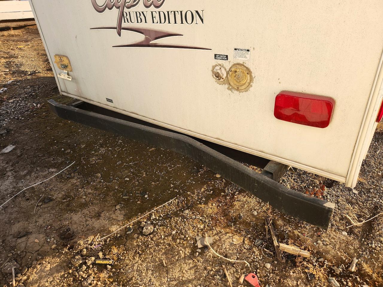2005 Coachmen Trailers