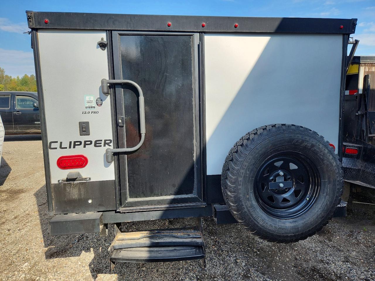 2023 Coachmen Clipper Travel Trail