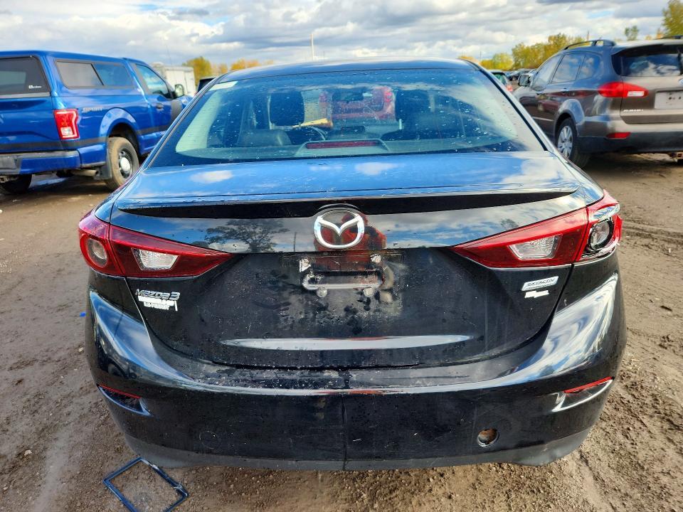 2017 Mazda 3 SE