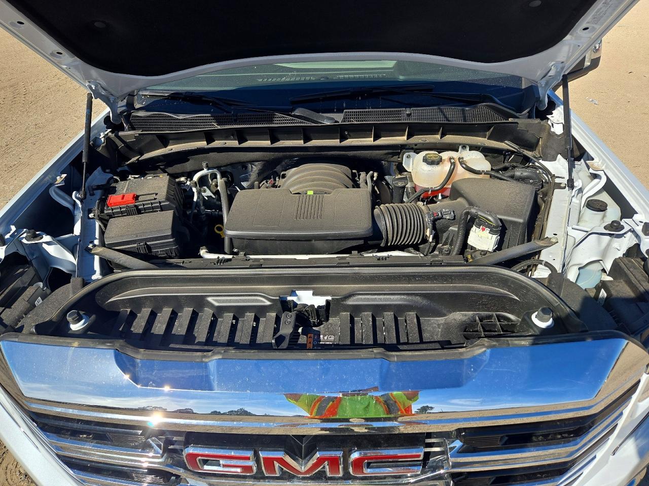 2026 GMC Sierra K1500 SLT