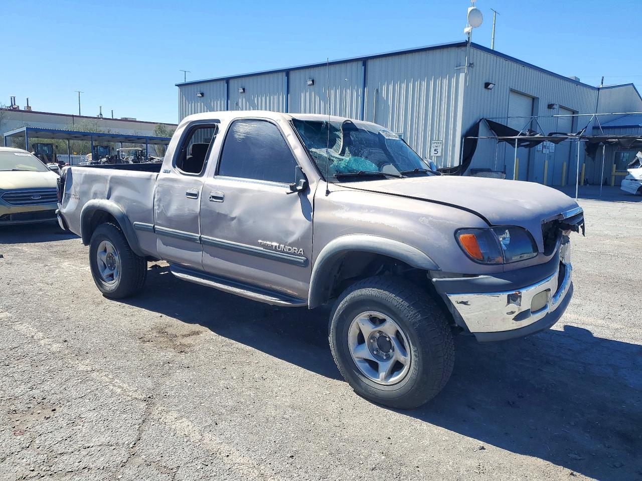 2000 Toyota Tundra SR5