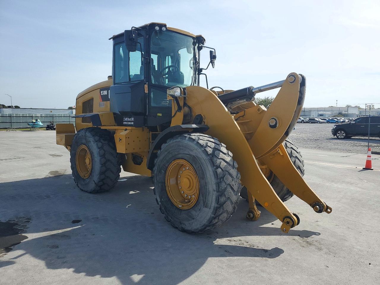 2019 Caterpillar 938M