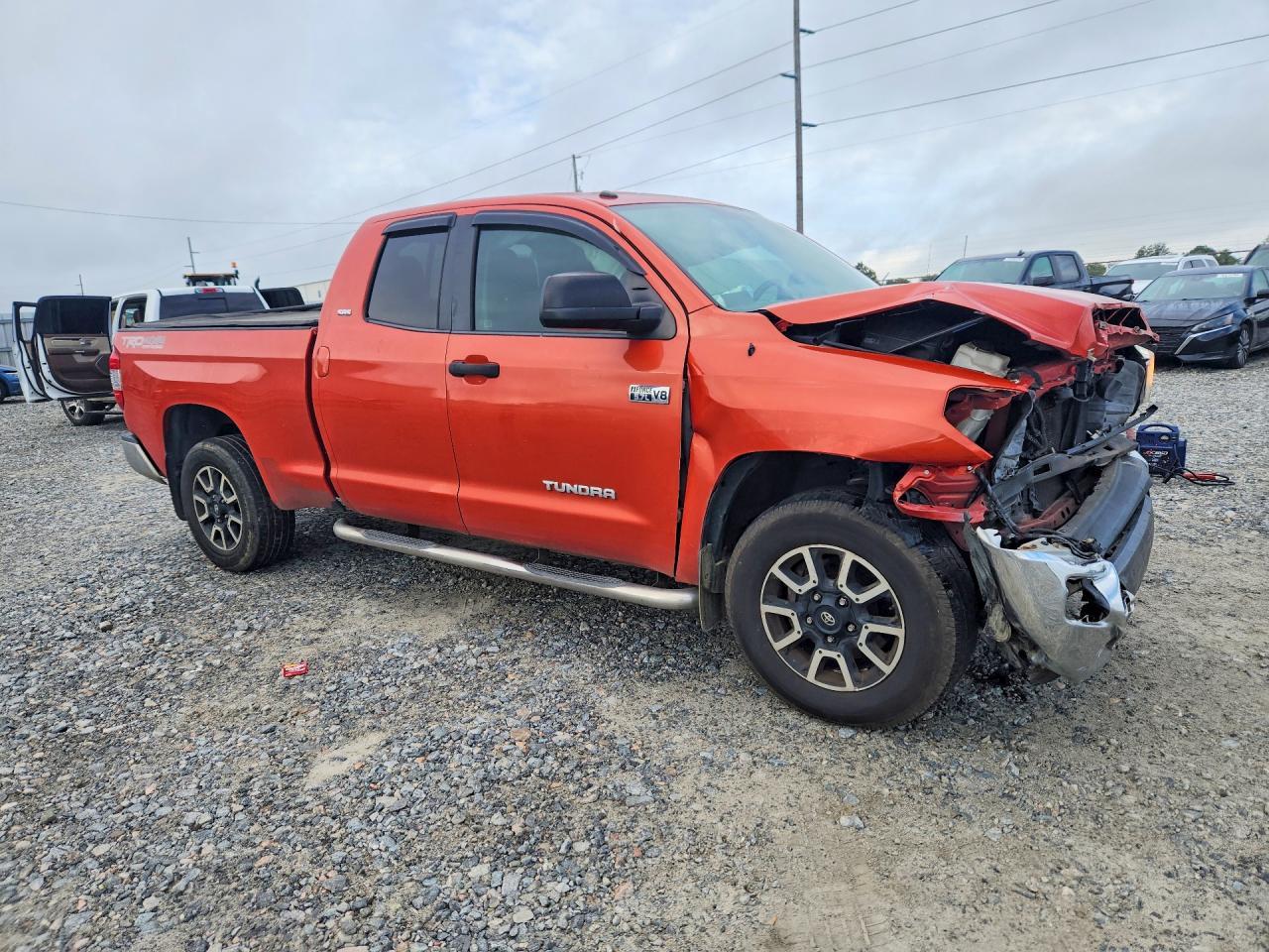 2017 Toyota Tundra SR5