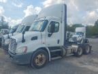 2014 Freightliner Cascadia Semi Truck