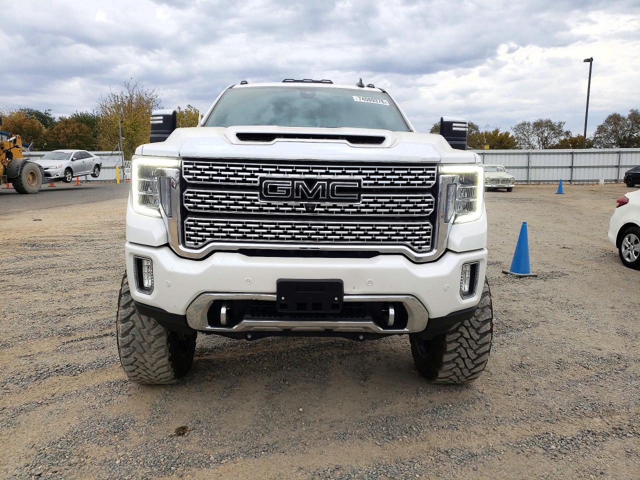 2022 GMC Sierra K2500 Denali