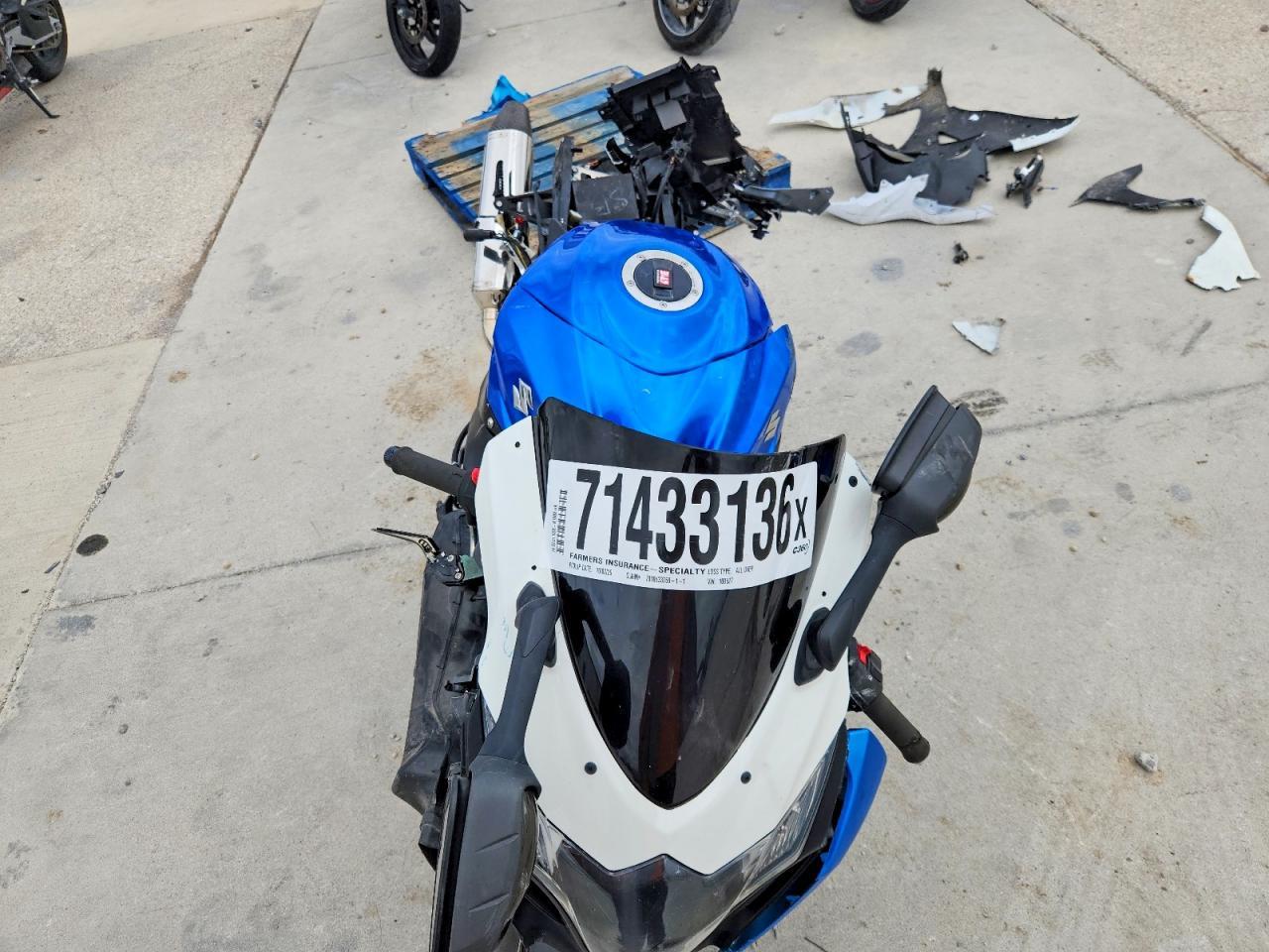 2014 Suzuki GSX-R1000